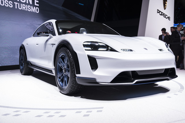 porsche-mission-e-cross37.jpg